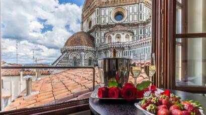Room facing the Duomo at Hotel Duomo Firenze