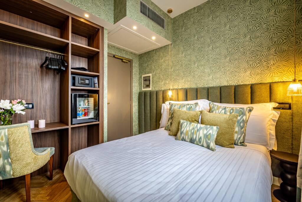 Smart double room 43 with rooftop view, Hotel Duomo Firenze
